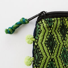 Pom Pom Clutch