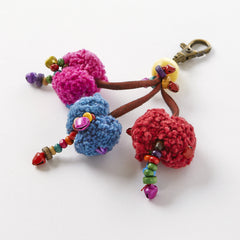 Pom Pom Zipper Pull