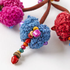 Pom Pom Zipper Pull