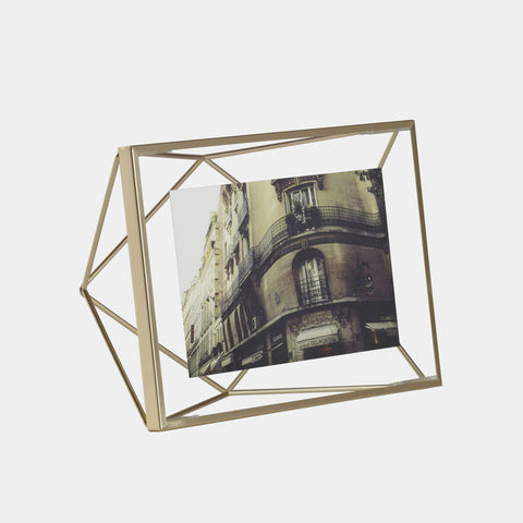 Prisma Frame